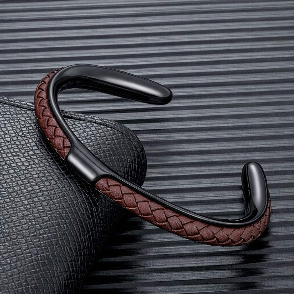Braided leather and stainless steel cuff bracelet in black / brown