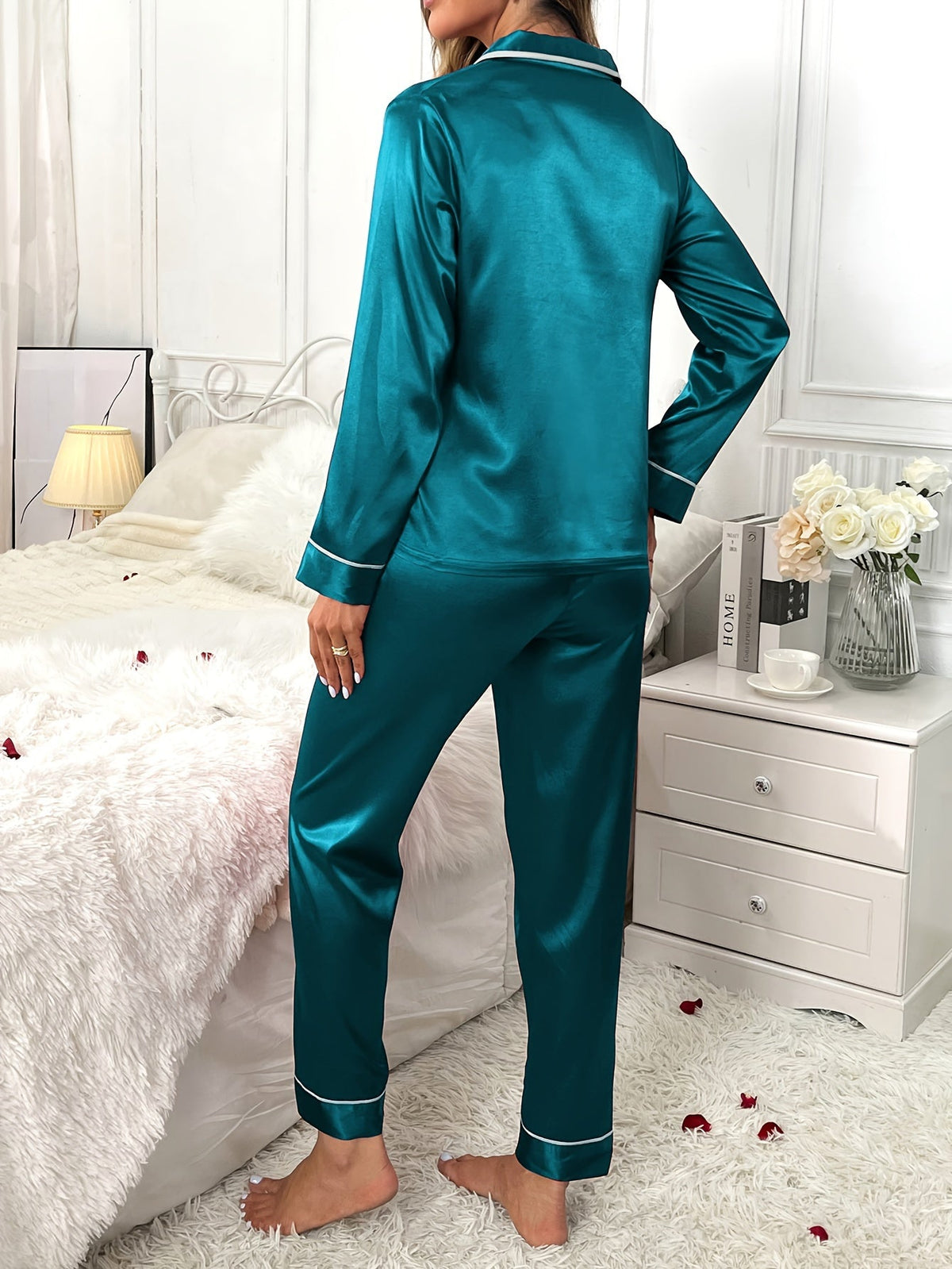 Lounge Set Womens Two Piece Satin Long Sleeve Flowing Pyjama Set