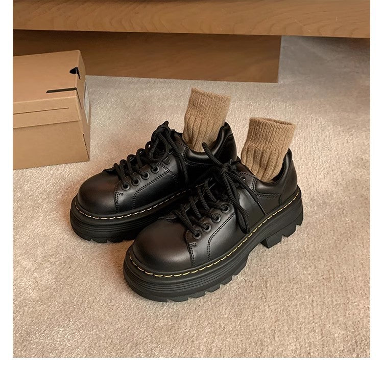 Non slip tread sole chunky lace up shoe in black