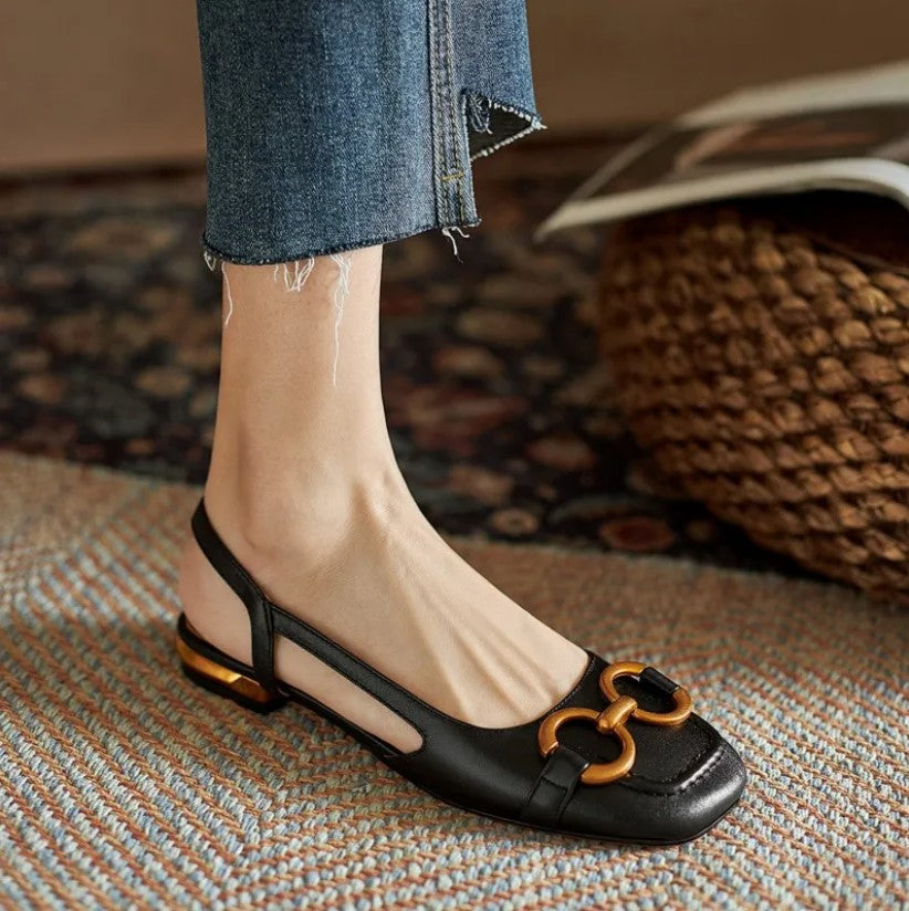 Flexible sole slingback flat in black