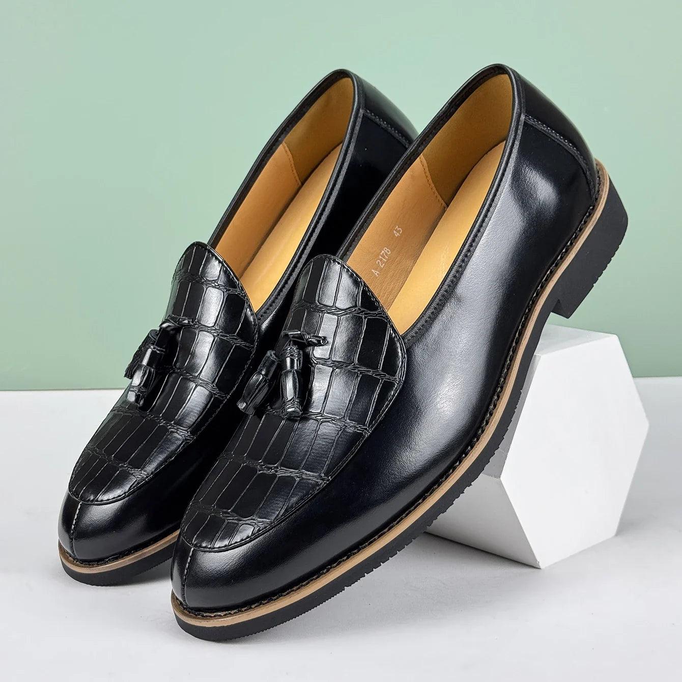 Croc embossed leather tassel loafer in black