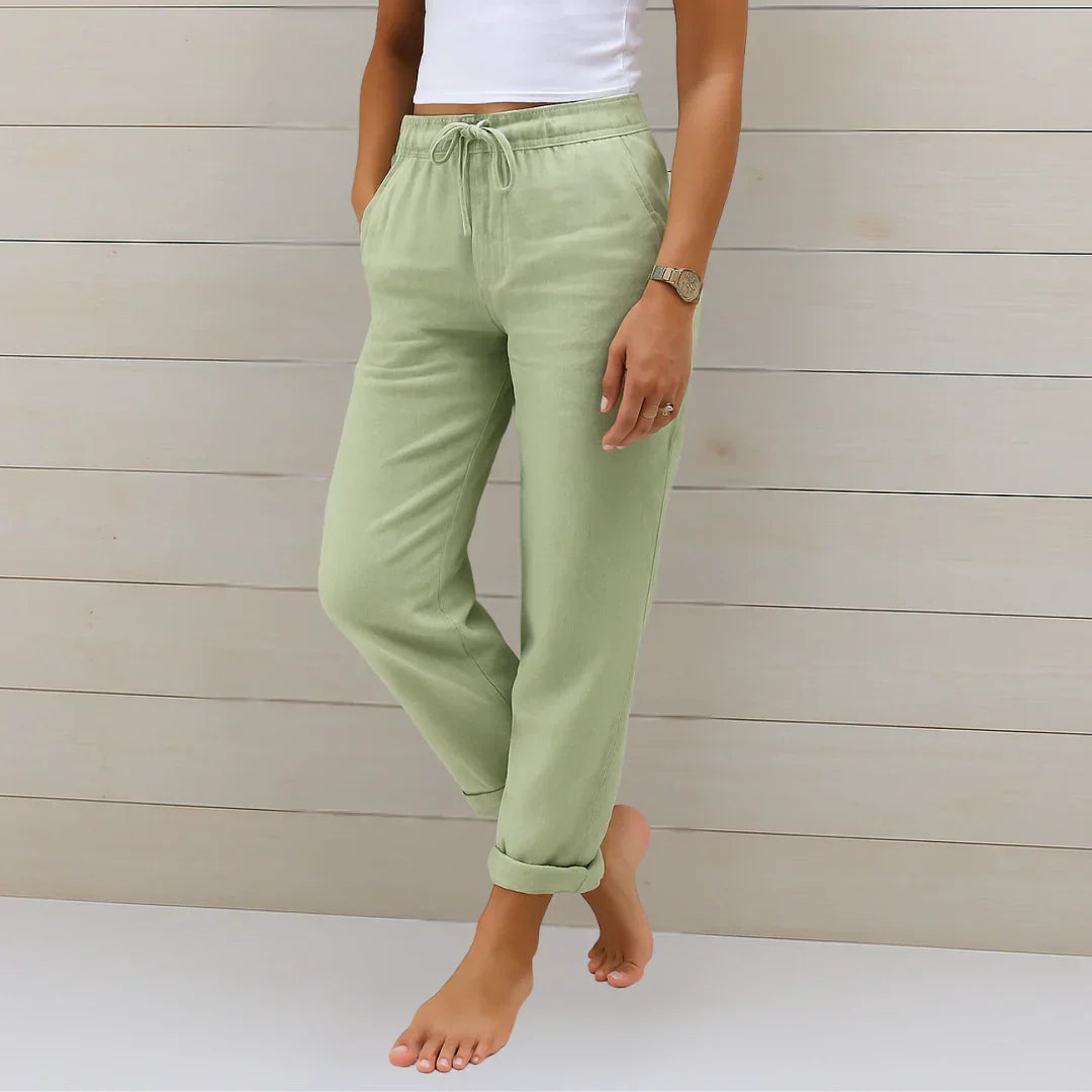 Breathable stretch relaxed fit pant in green