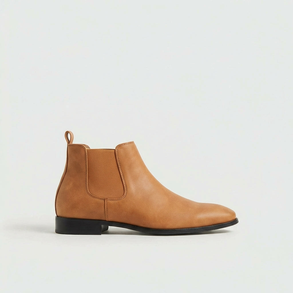 Smooth leather twin gusset Chelsea boot in brown