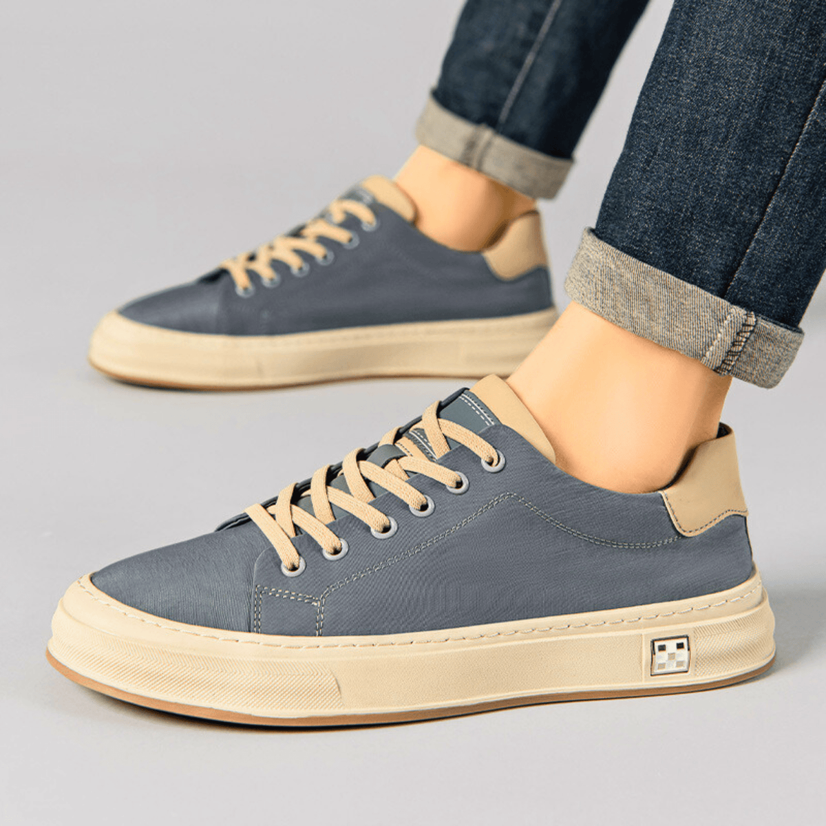 Fall Low Top Breathable Cushioned Casual Sneakers for Men