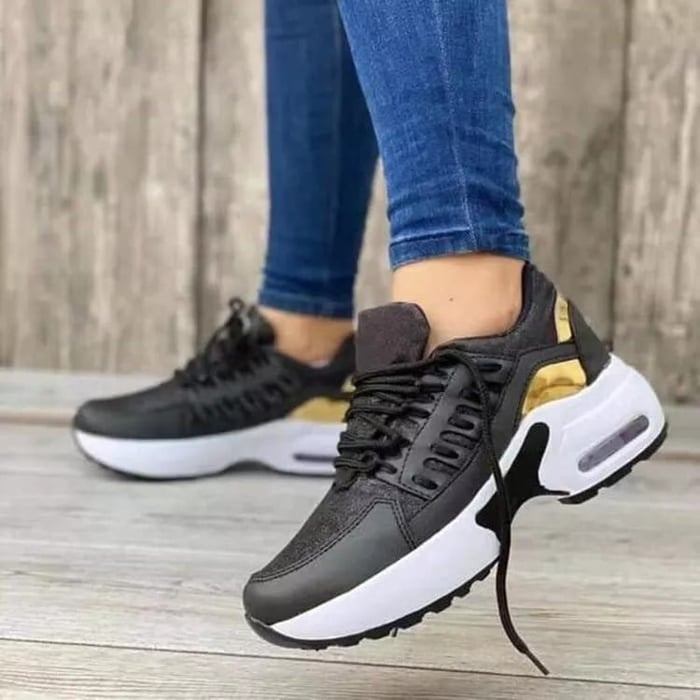 Fall Lightweight Air Cushion Walking Sneakers for Women in Black