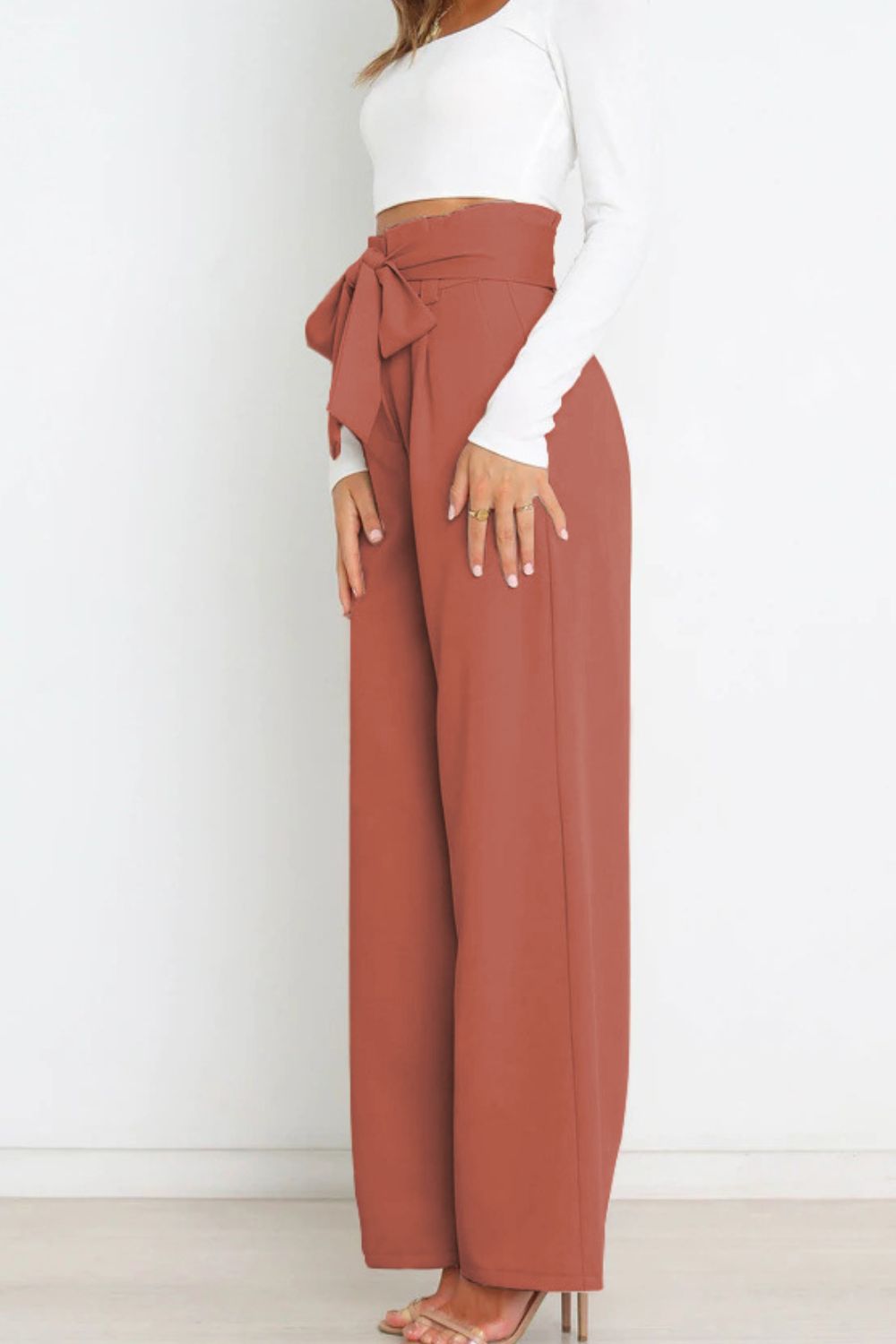 High waist paperbag pant with bow detail in brick
