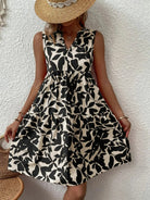 Boho floral V-neck strappy mini dress in black