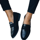 Fall Pointed Toe Slip On Flat Loafers for Women in Black Croc