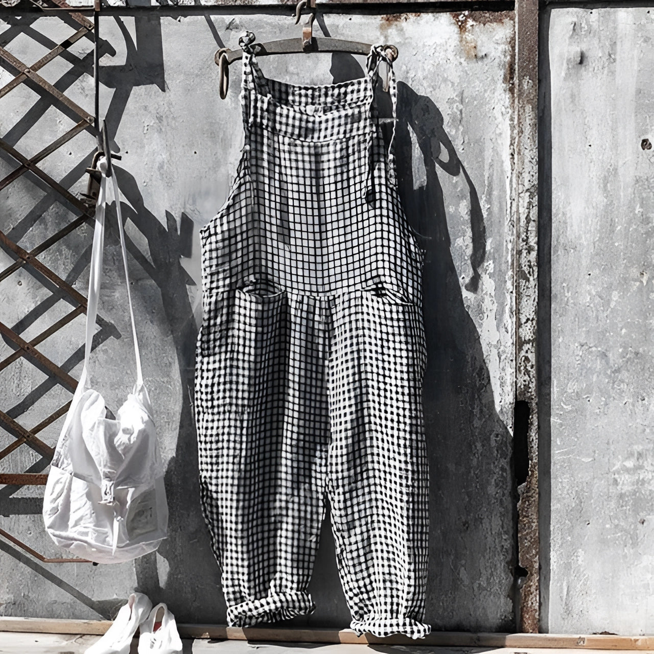 Vintage adjustable strap overall with pockets in black