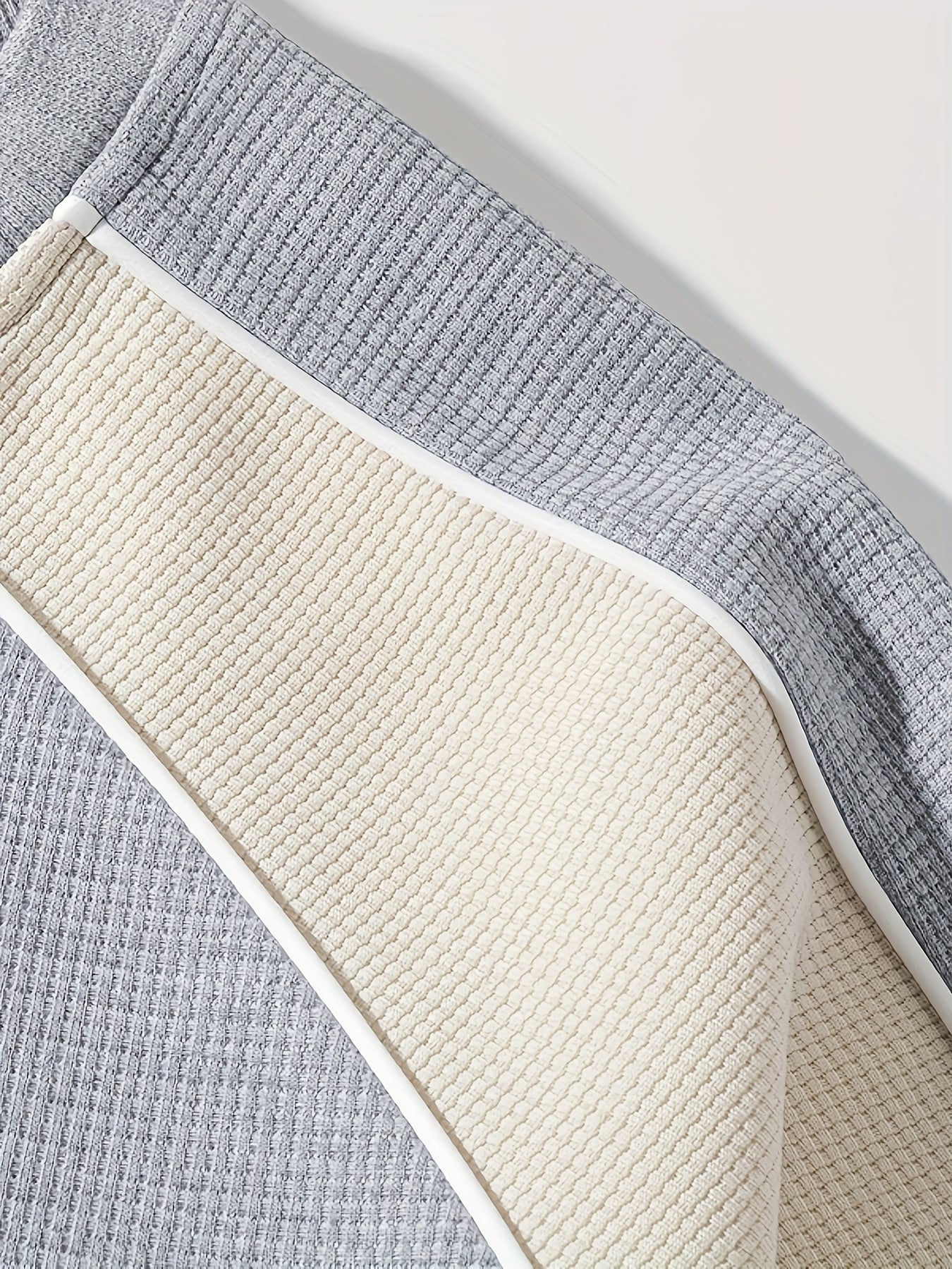 Sweatshirt Mens Round Neck Colour Block Soft Pullover Relaxed Fit