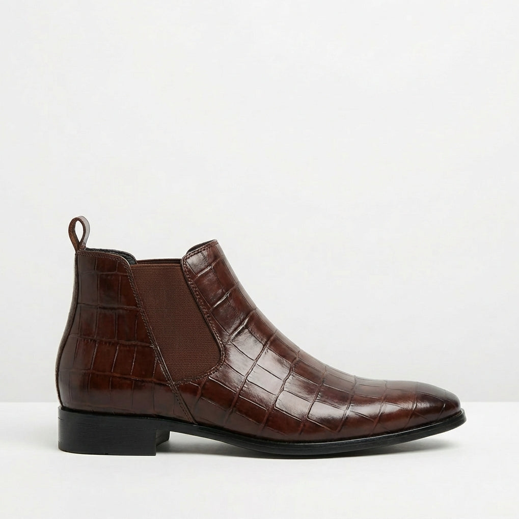 Slim profile slip on Chelsea boot in dark brown