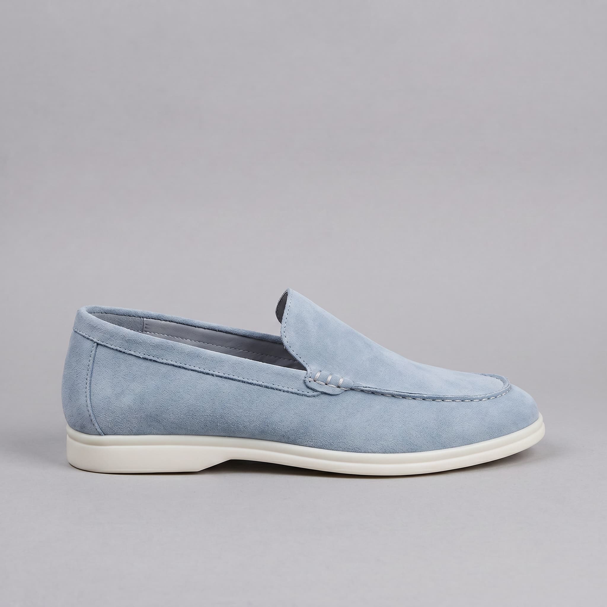 Sheepskin suede loafer with white rubber sole, view 29