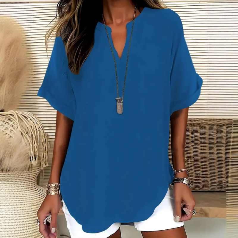 Mid sleeve V-neck everyday blouse in light blue
