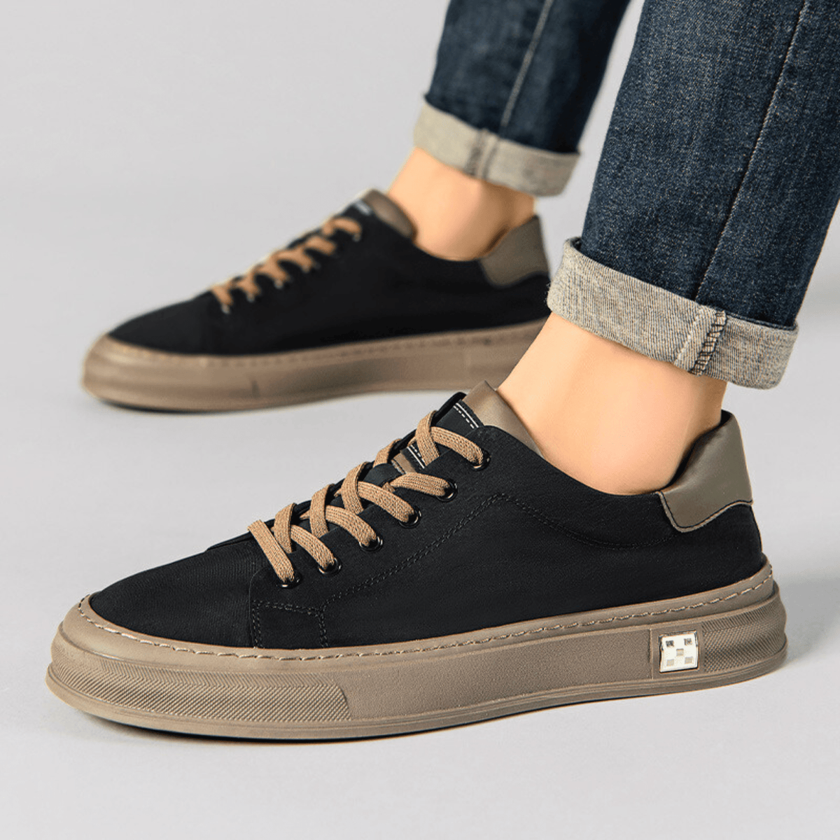 Fall Low Top Breathable Cushioned Casual Sneakers for Men